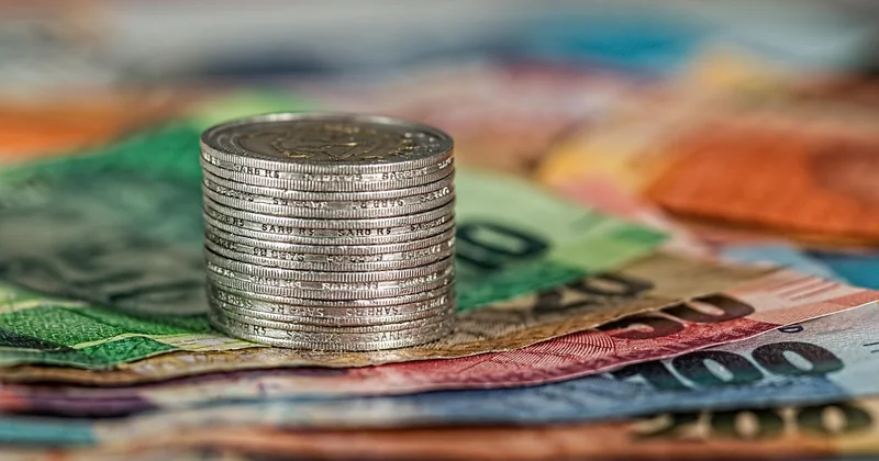 How to pay off debt fast with low income
